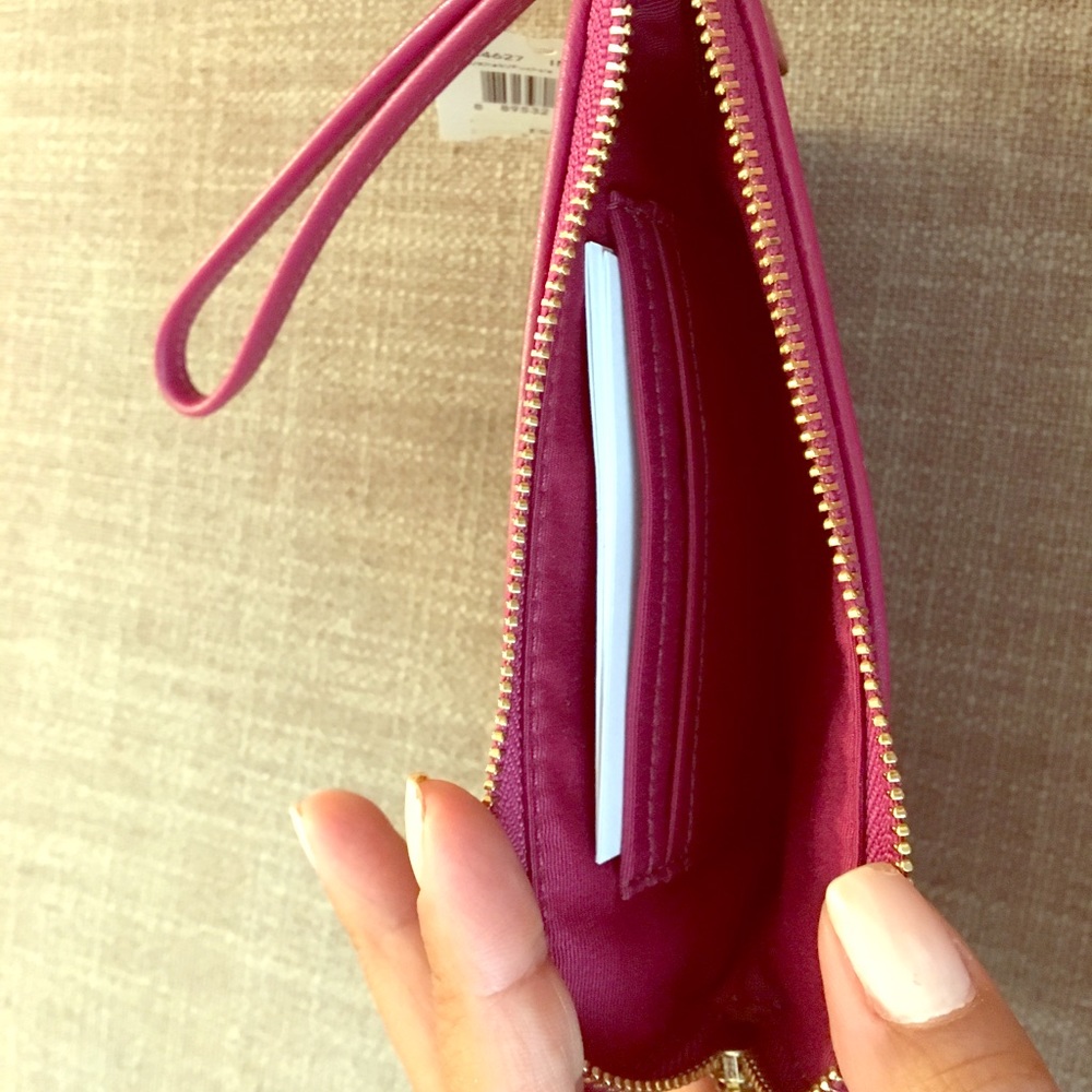 Coach wristlet wallet